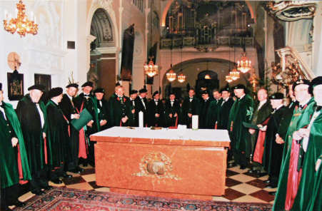 Gruppenbild im Altarraum